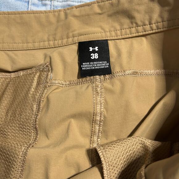 Under Armour Shorts Mens 38 Khaki Golf Performance Stretch Lightweight Quick Dry - Picture 7 of 8